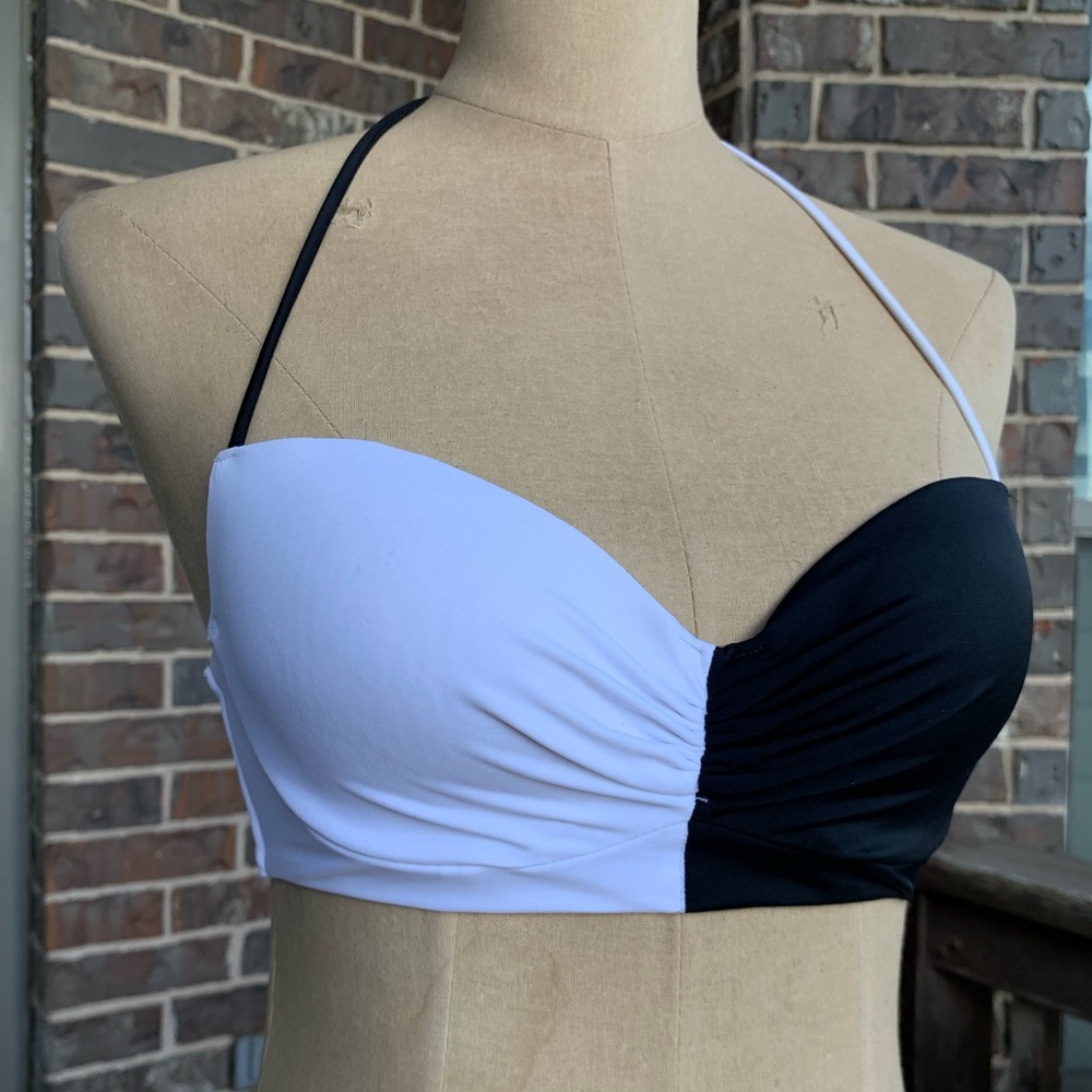 Victoria’s Secret Swim Bikini The Getaway Halter Colorblock Top - 32C - Picture 7 of 9